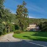 ヴィラ Menaggio Acquaseria