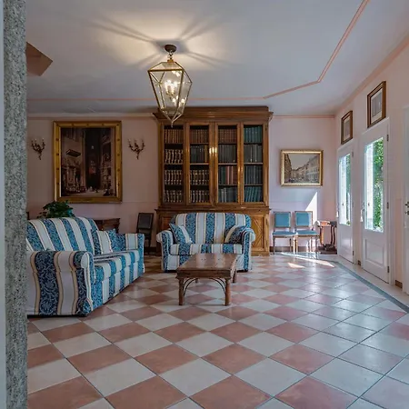 Menaggio Acquaseria