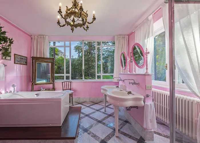 Menaggio אקסריה