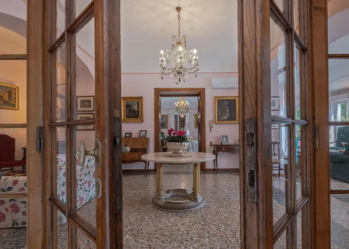 Menaggio * Acquaseria