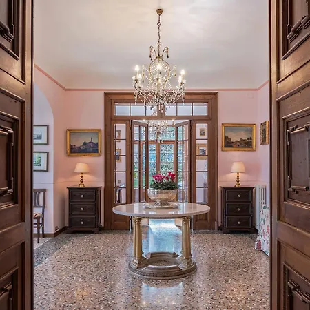 Menaggio * Acquaseria