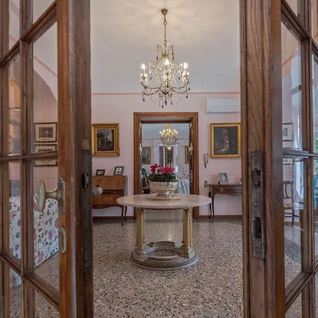 Menaggio * Acquaseria