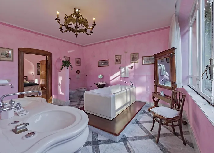Menaggio Villa *