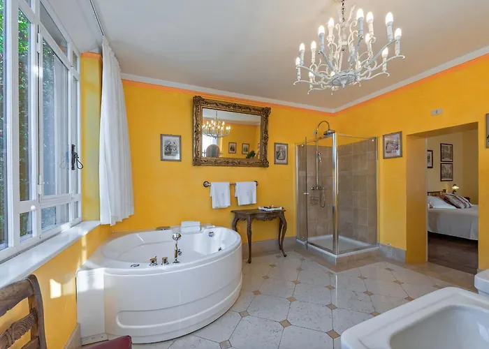 Menaggio Villa *