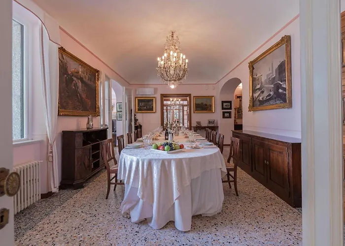 Menaggio Villa *
